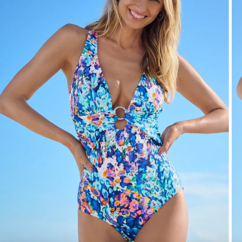 Venus 10 bathing suit onepiece swimsuit blue crisscross open back medium large
